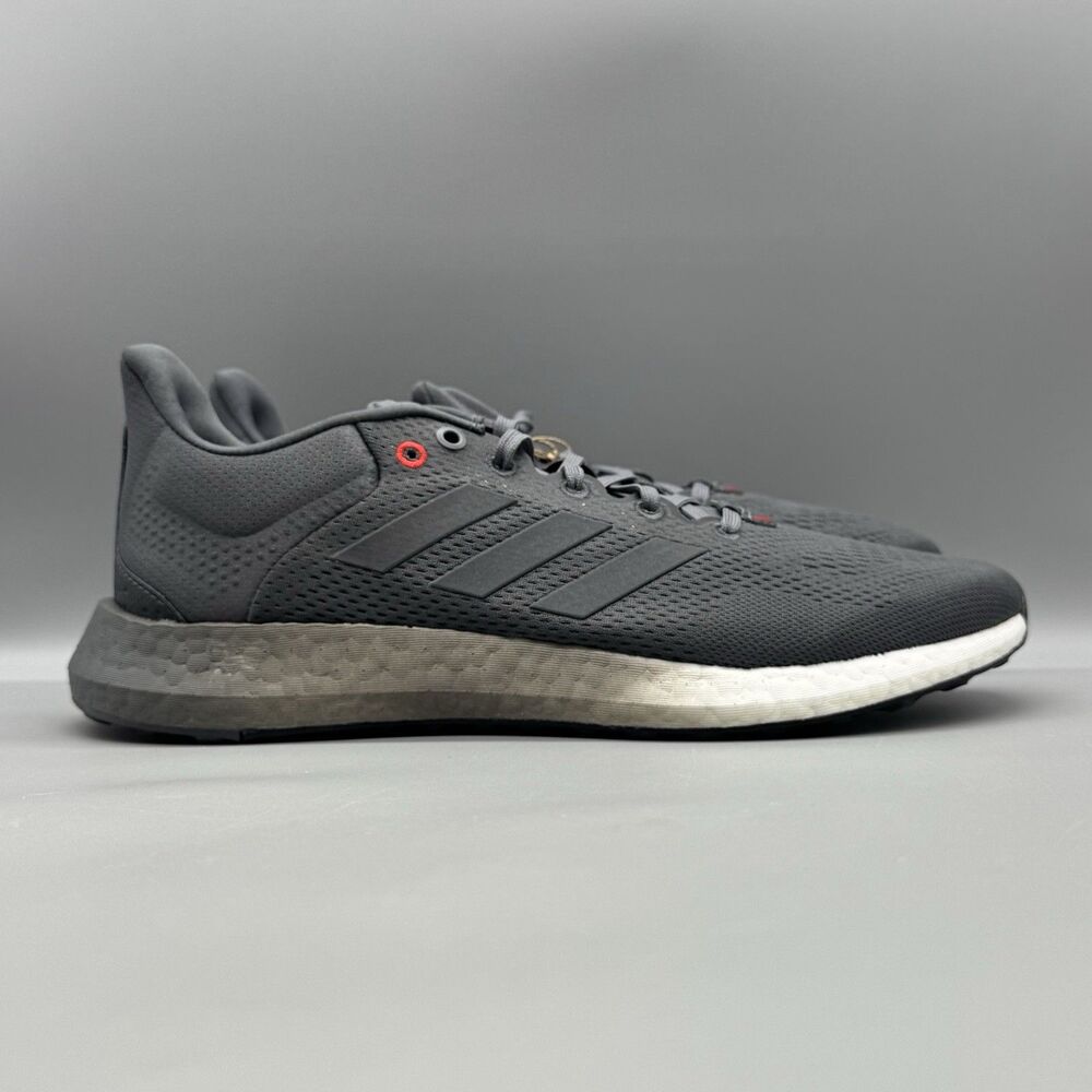 Adidas Pure Boost Grey Vivid Red Ultra Running Shoe Men's Size 9 NEW Sneakers - Picture 1 of 9